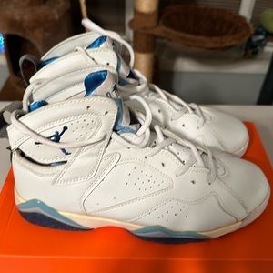 Men’s Nike Jordan Revolution 4.